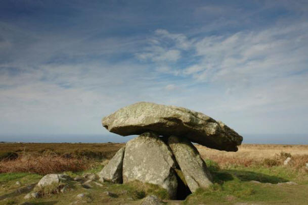 Archéologie acoustique: quand les mégalithes chantent