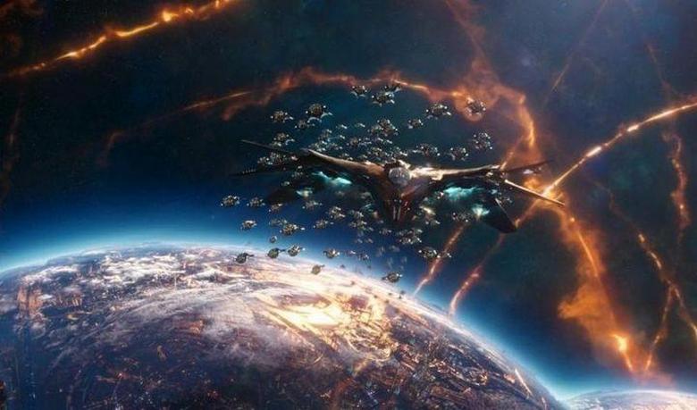 Où seuls les OVNIS ne sont pas remarqués: au-dessus des villes, dans l'espace près du Soleil ...