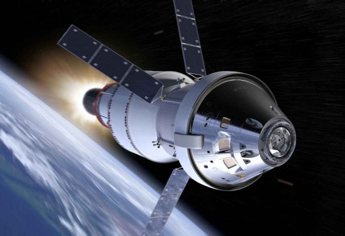 Comment les Américains ont volé sur la lune au siècle dernier, si la NASA n'a toujours pas de fusée pour le faire.