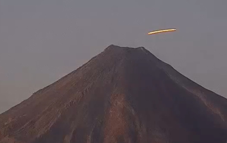 Le volcan mexicain Colima ravit les ufologues