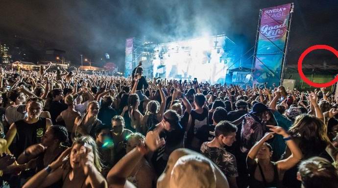 Une fille fantôme a été photographiée lors d'un festival australien