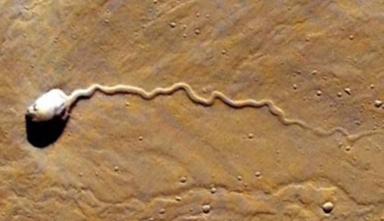 Un monstre de six kilomètres rampe sur Mars