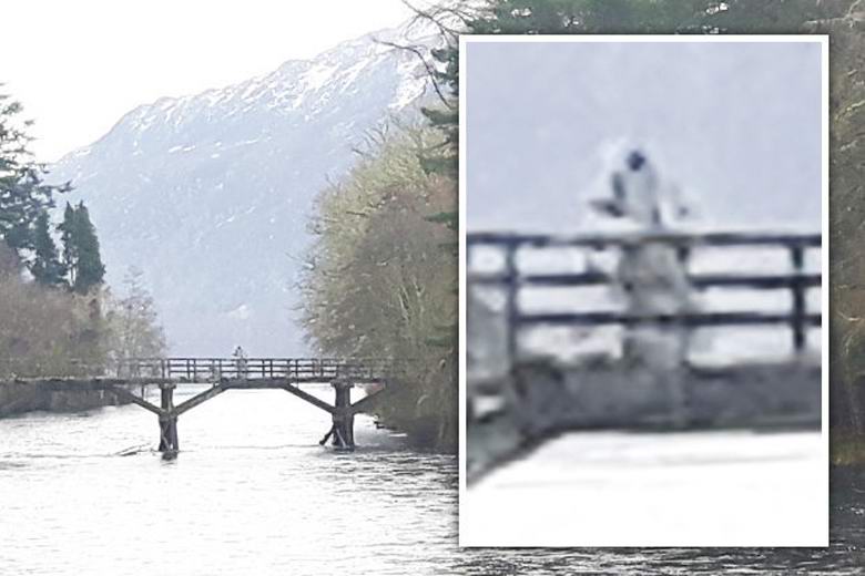 Alien photographié sur le Loch Ness