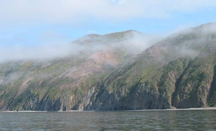 Un ornement de grotte incompréhensible est apparu sur l'île russe
