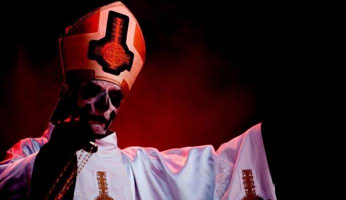 Le fantôme du pape est-il passé à la télévision?