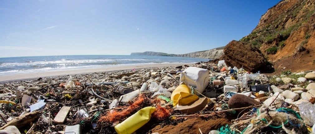 Une énorme quantité de déchets plastiques «disparaît» des océans.  Une nouvelle recherche montre où 