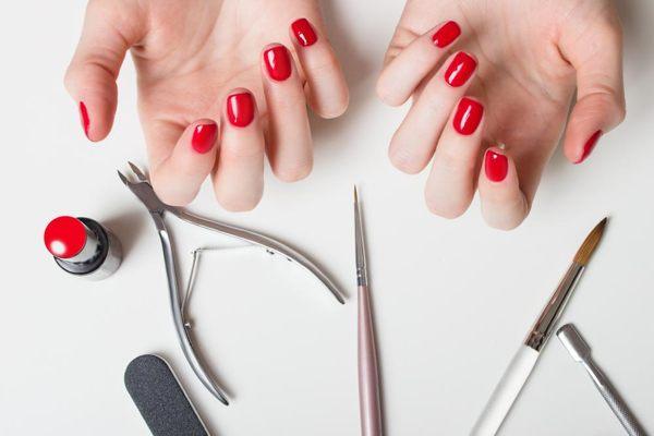 Signes sur la coupe des ongles par jour de la semaine 