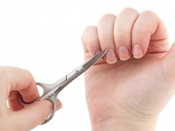 Signes sur la coupe des ongles par jour de la semaine 