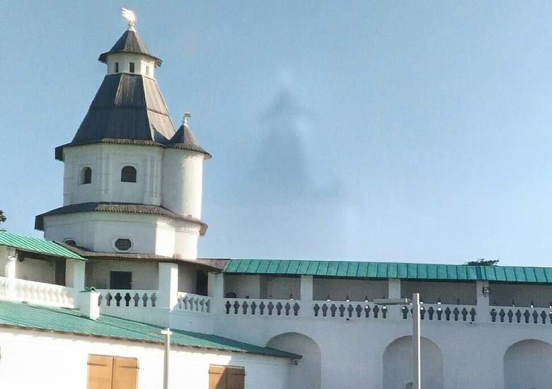 Le temple fantôme photographié dans la région de Moscou