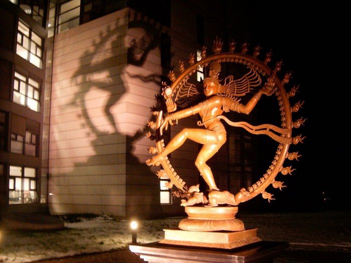 La cérémonie du sacrifice humain sur le territoire du CERN
