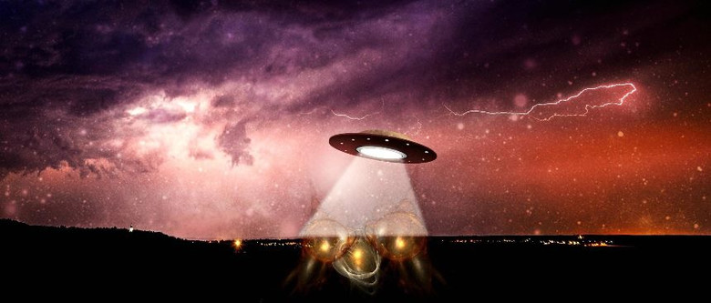 Un enfant qui a littéralement attiré des extraterrestres et des OVNIS