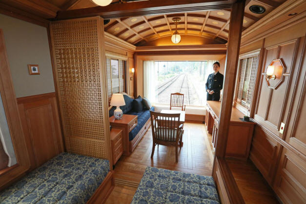 japans-coolest-new-trains-12