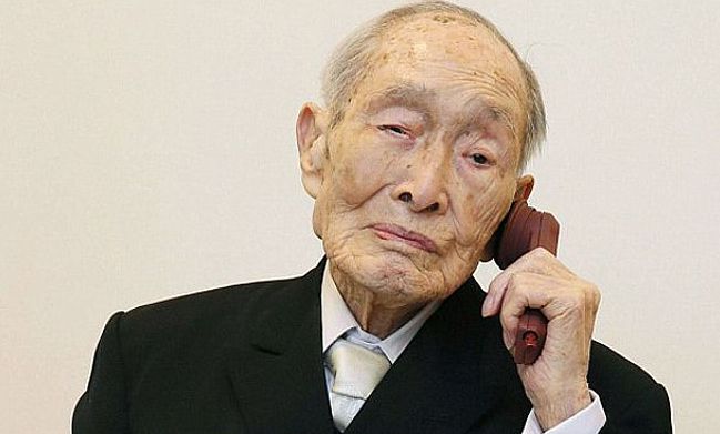 Aujourd'hui, le plus vieil homme de la planète a 112 ans
