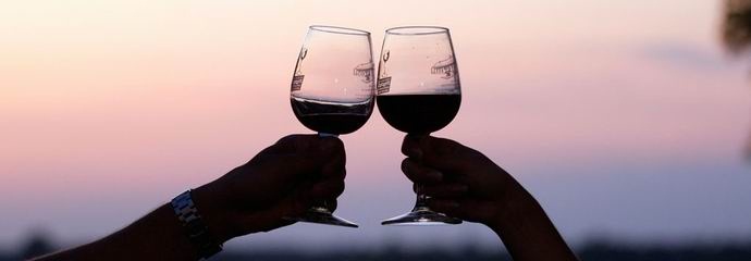 L'alcool et l'amour agissent de même sur nous.