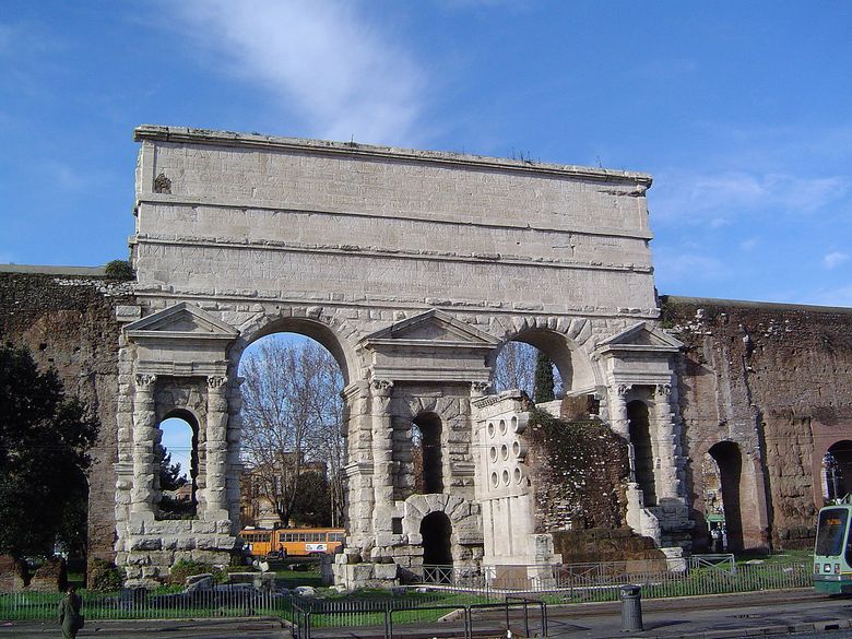 Etrange: dans la Rome antique, le boulanger Eurisacus s'est construit une tombe en face de la porte principale de la ville