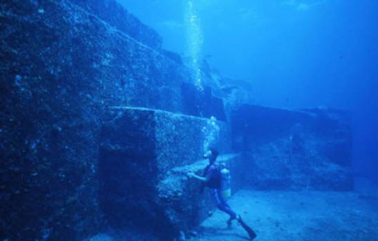 Atlantis au fond de l'océan