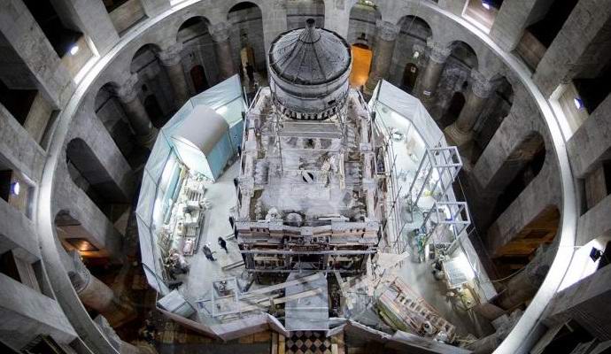 Les scientifiques ont ouvert le Saint-Sépulcre à Jérusalem