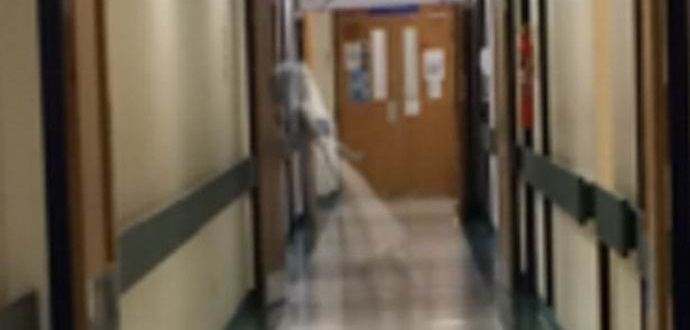 Un fantôme d'une fille a été photographié dans un hôpital anglais