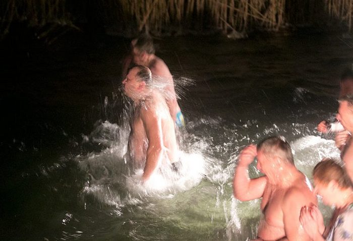 Dans la nuit de dimanche à lundi, des bains de baptême auront lieu dans toute la Russie