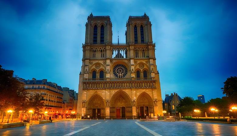 Un fantôme a été photographié deux fois à Notre-Dame de Paris