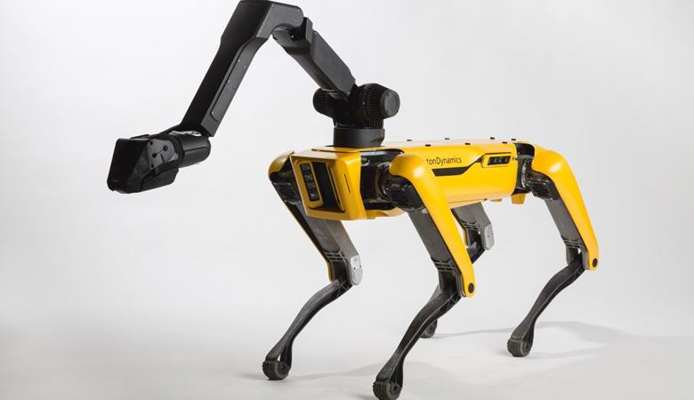 La danse amusante du robot semblait intimidante pour les internautes.