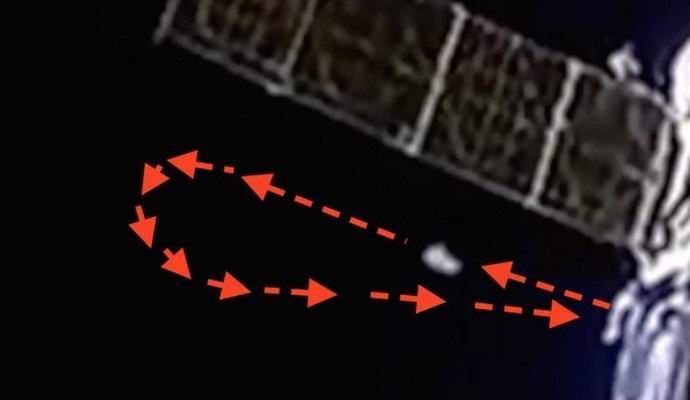 Les astronautes ont été récemment surveillés par des extraterrestres