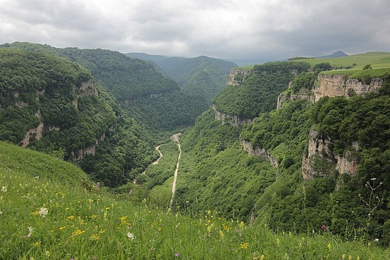Le mystérieux feu de joie des gorges de Tyzyl