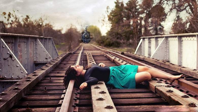La femme a sauté sous le train ... et a disparu